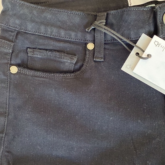 PAIGE Verdugo 5 pocket classic ankle distressed  jeans black NWT Size 29
C - Picture 5 of 16